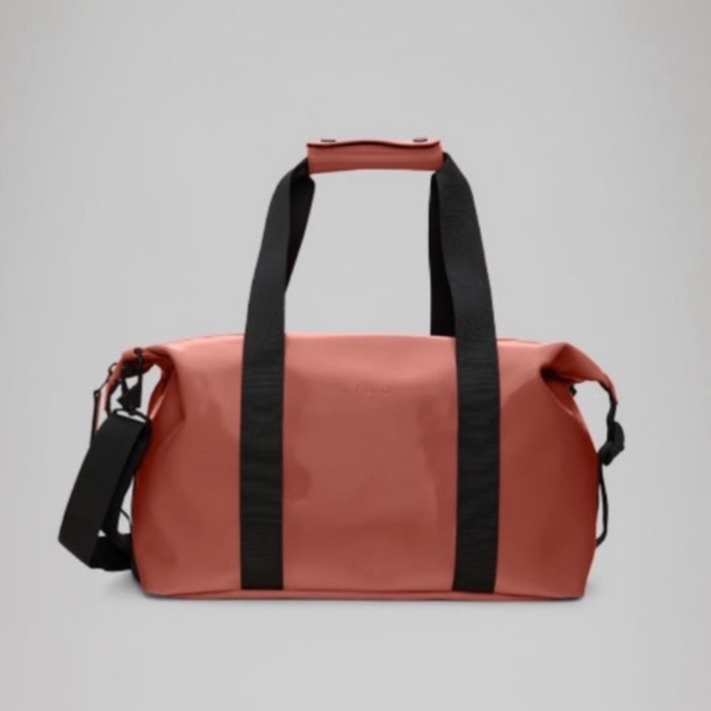 RAINS Hilo Weekend Bag.